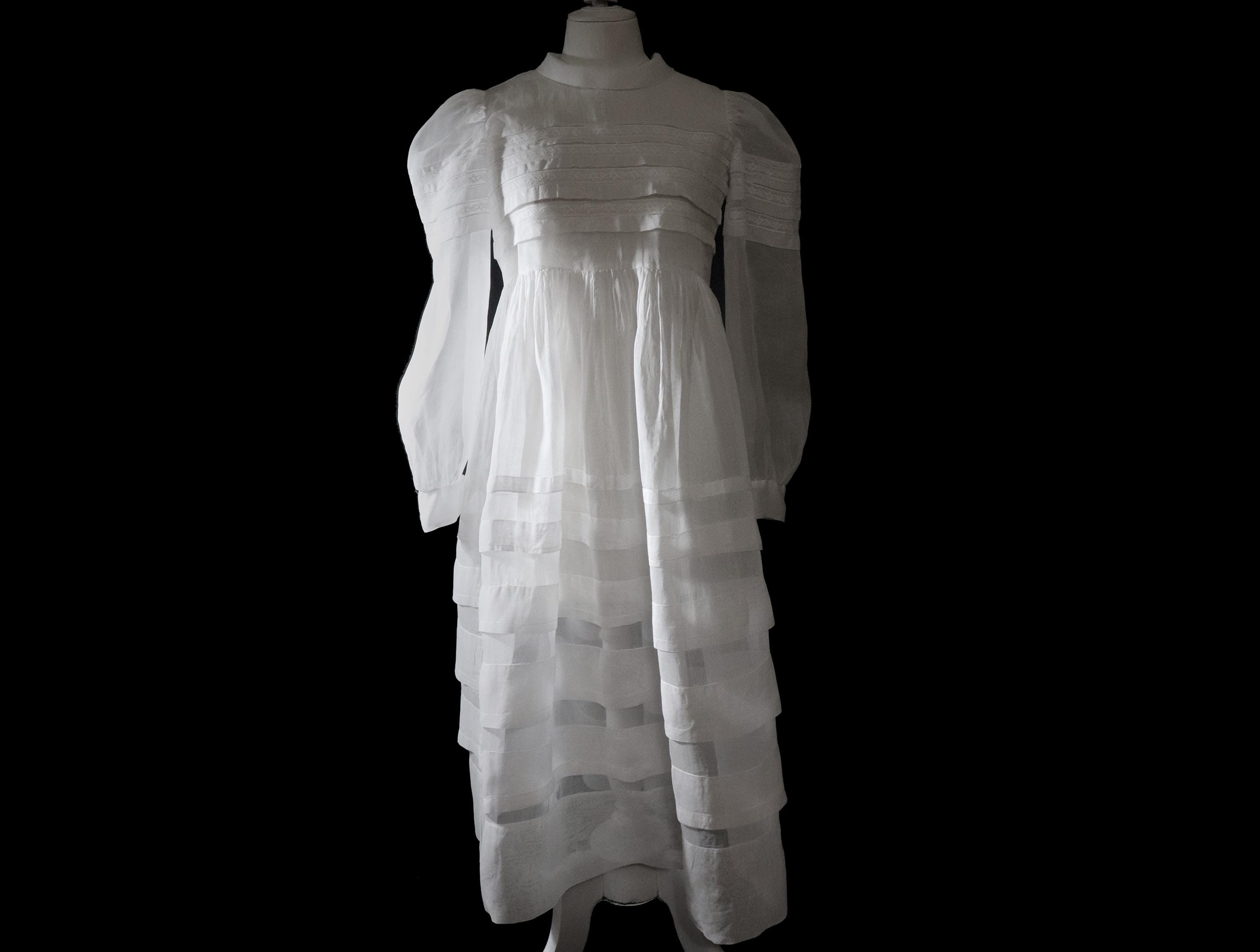 Robe Ancienne En Organdi Brodé Pour Poupée - Style Emile Jumeau, Années 1900