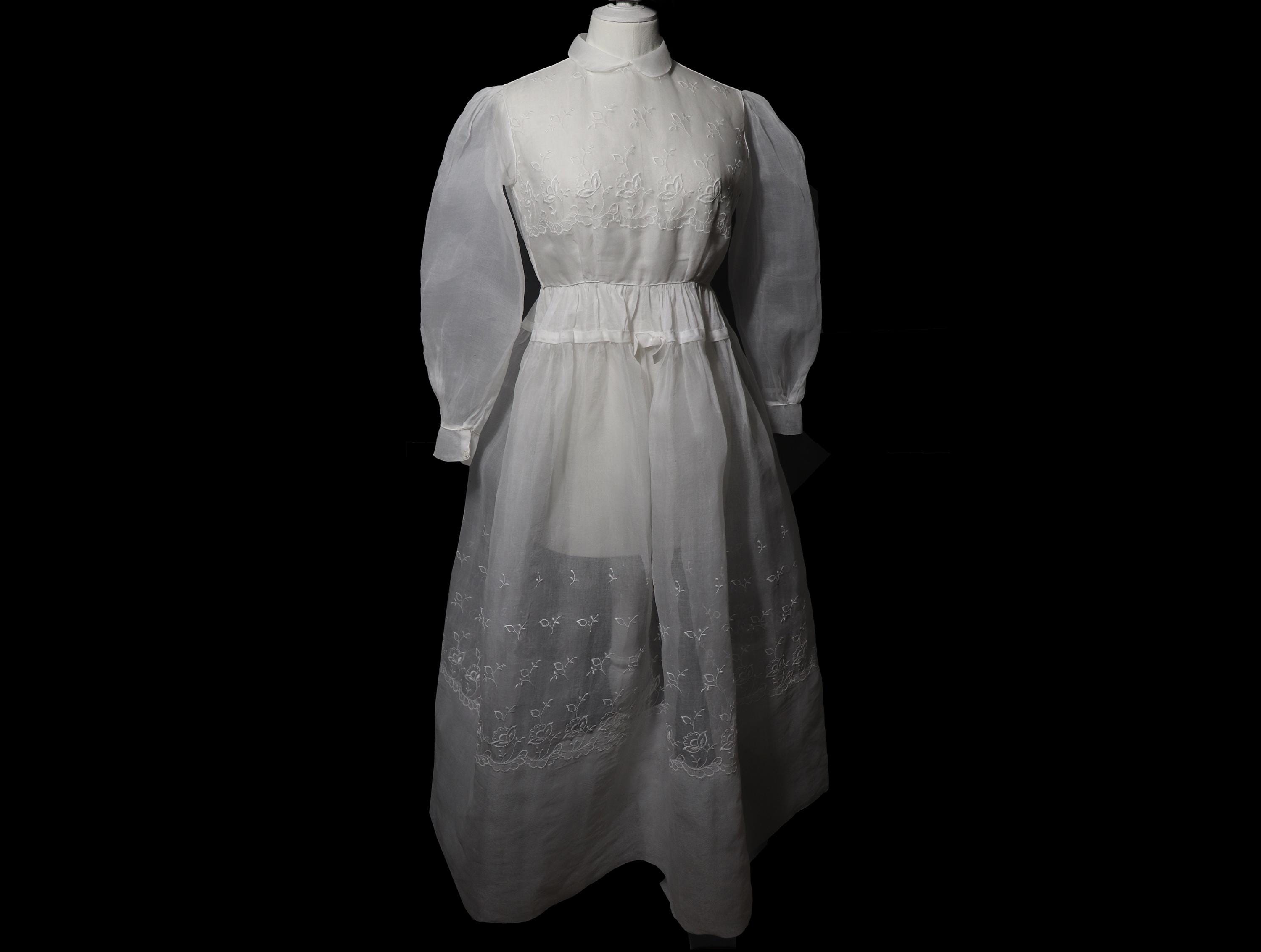 Old Long White Dress in Embroidered Organdy, Long Sleeves, for 