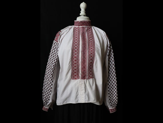 Old hand-embroidered Romanian blouse, long sleeve… - image 2