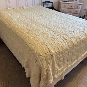 Vintage cable knit blanket handmade Full size