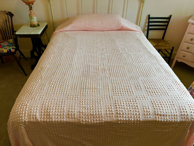 1950s Pink Popcorn Chenille Bedspread by Jones Full Etsy