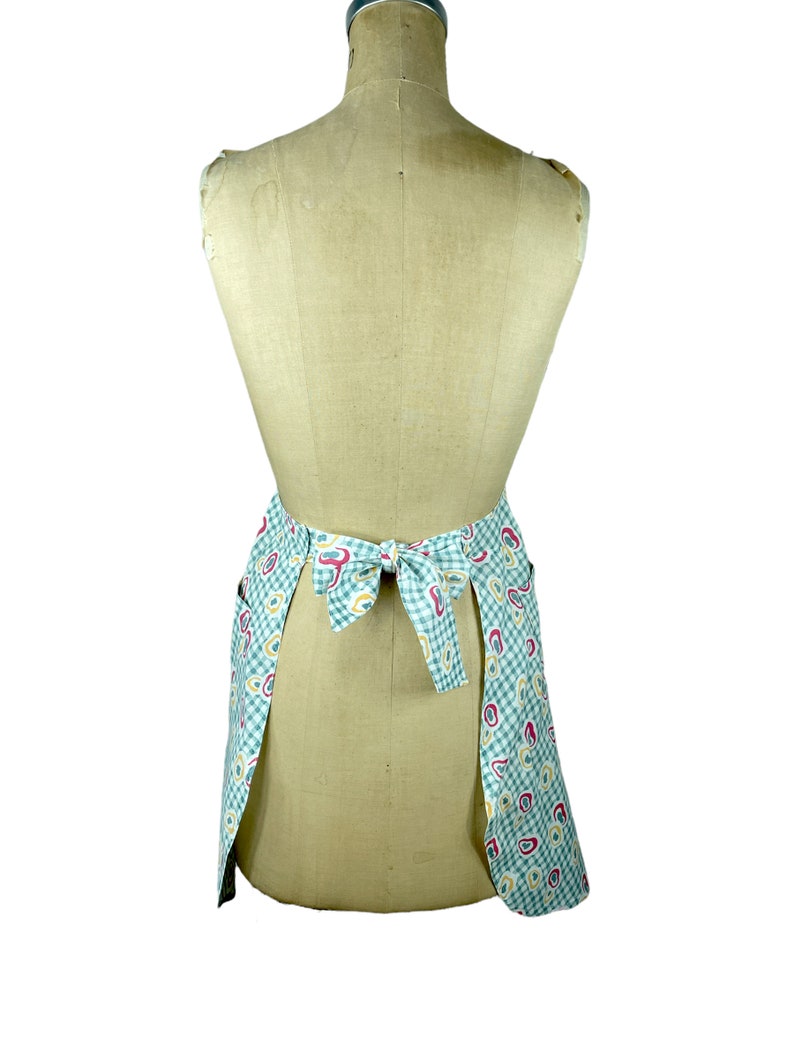 1940s full pinned bib apron gingham and circle print deep pockets image 5