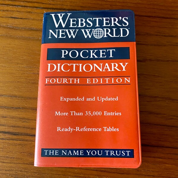 Vintage Webster's New World Pocket Dictionary Fourth Edition 2000 - Pronunciation and Reference Tables