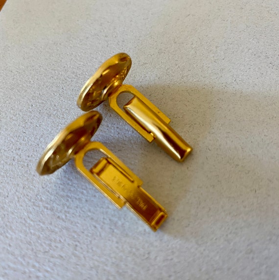 Men's Gold Tone Cuff Links and Tie Clip - PAT. 29… - image 10