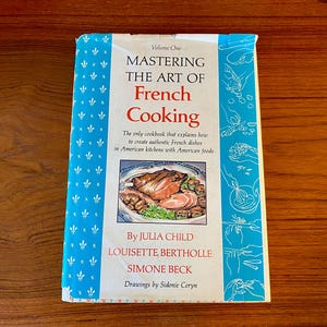 Vintage Julia Child French Cookbook: Mastering the Art of French Cooking, Volume I