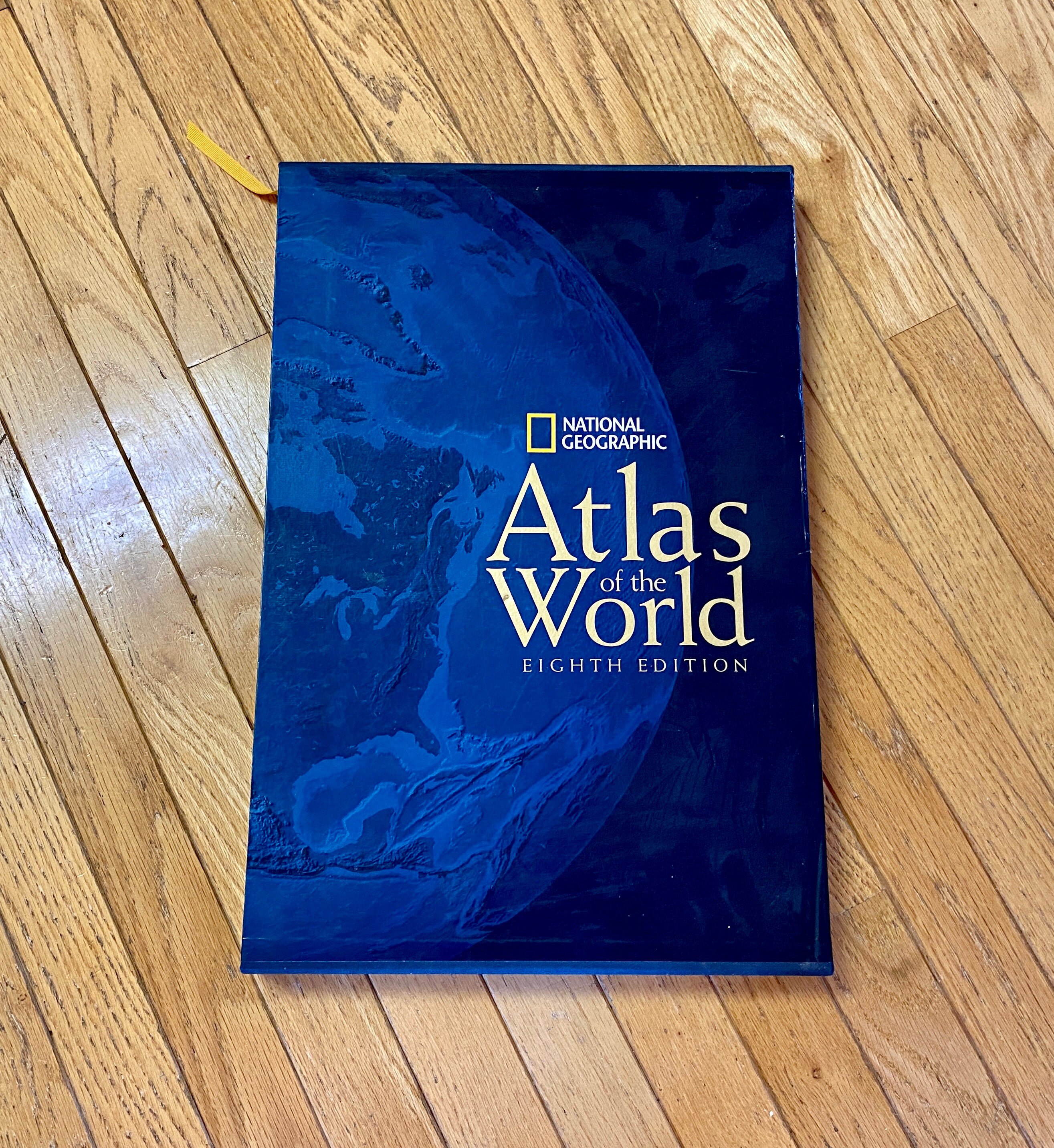 National Geographic Atlas of the World - Eighth Edition 2004 National Geographic Atlas of the World - Eighth Edition 2004