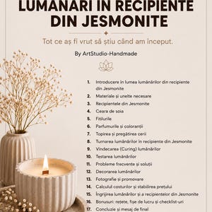 Puede incluir: Una guía informativa beige titulada GHID COMPLET LUMÂNĂRI ÎN RECIPIENTE DIN JESMONITE de ArtStudio-Handmade, que presenta una lista de 17 pasos para la fabricación de velas, junto a un recipiente de vela beige estriado y flores.
