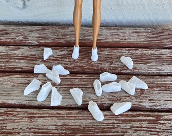 10 pares de tênis brancos para bonecas de 29 cm, incluindo a Barbie.