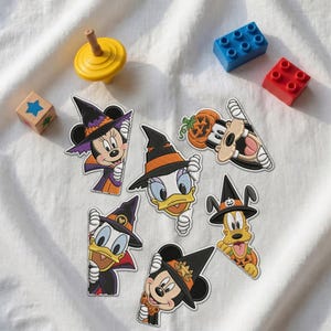 Parche bordado personalizado de Mickey asomándose de Disney para Halloween, parche termoadhesivo de bruja retro espeluznante, parche de velcro para atuendo de parque, decoración de chaqueta DIY