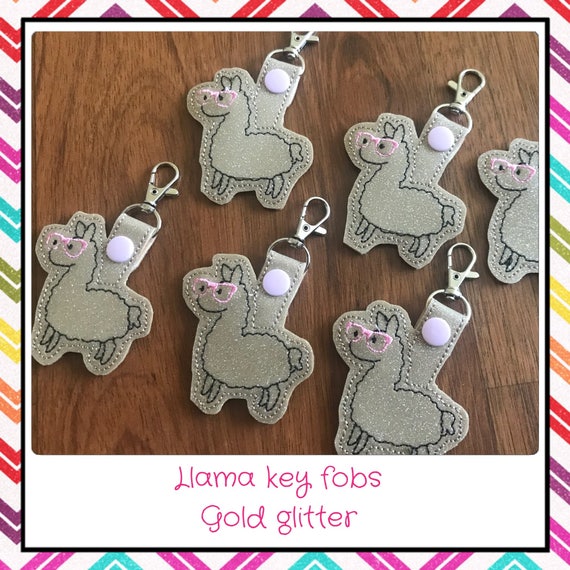 Llama key fob Il_570xn