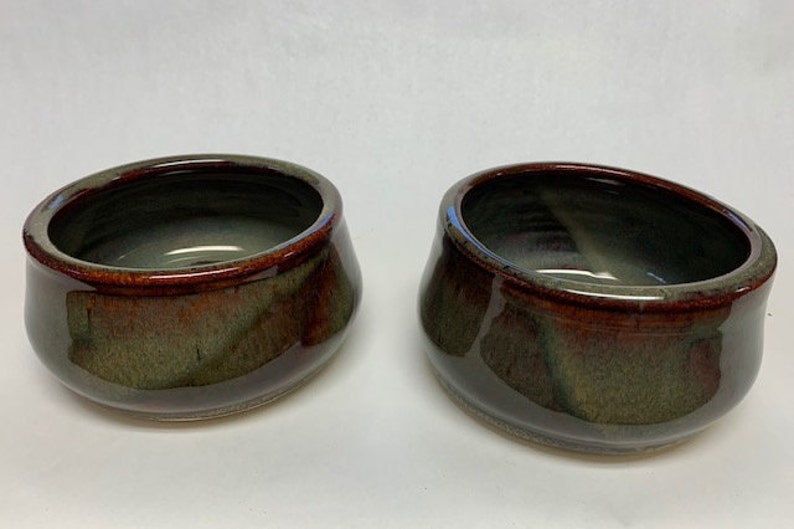 Small pair of Spaniel bowls, dog dishes, pet bowls, ceramic image 2