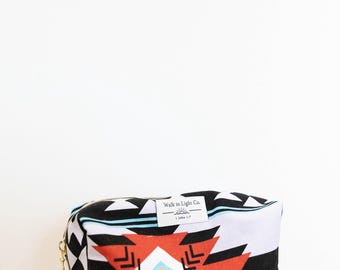 Kosmetiktasche mit Aztekenmuster