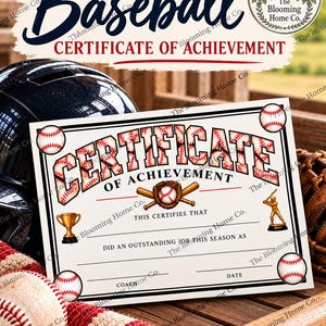 Op de afbeelding: Een printbaar honkbal-prestatiecertificaat met de tekst "Baseball CERTIFICATE OF ACHIEVEMENT" en "CERTIFICATE OF ACHIEVEMENT" met honkbal-thema afbeeldingen waaronder een bal, knuppels, een trofee en een silhouet van een speler.