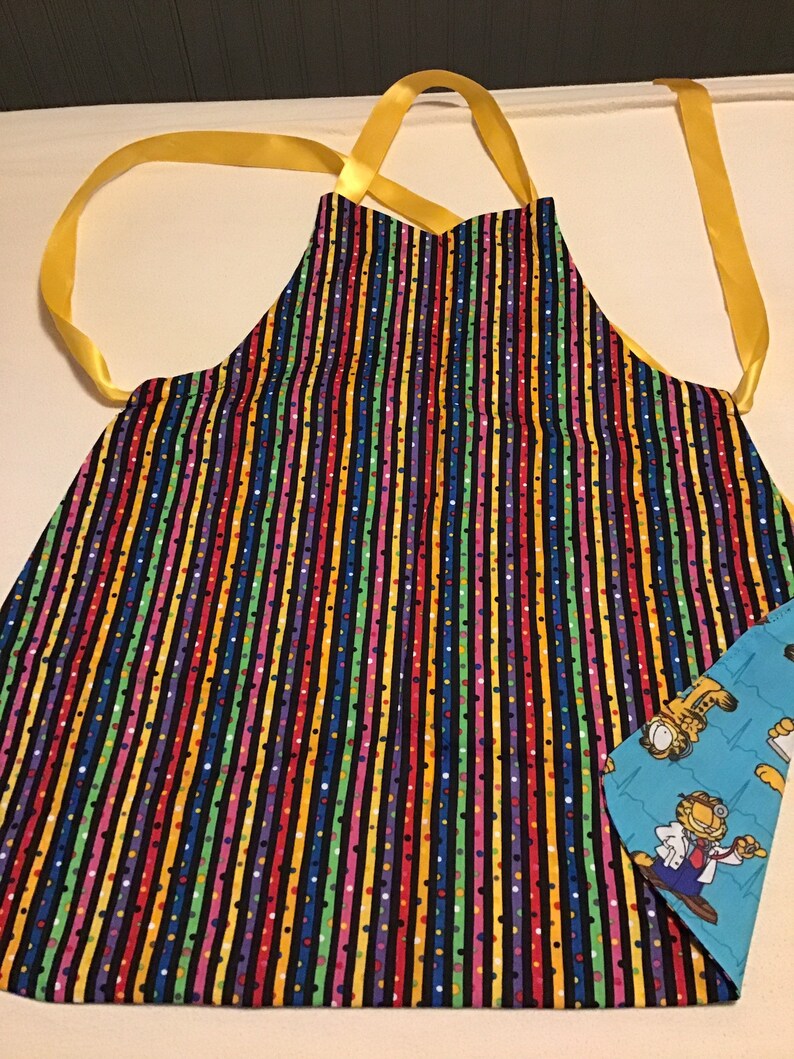 childs apron