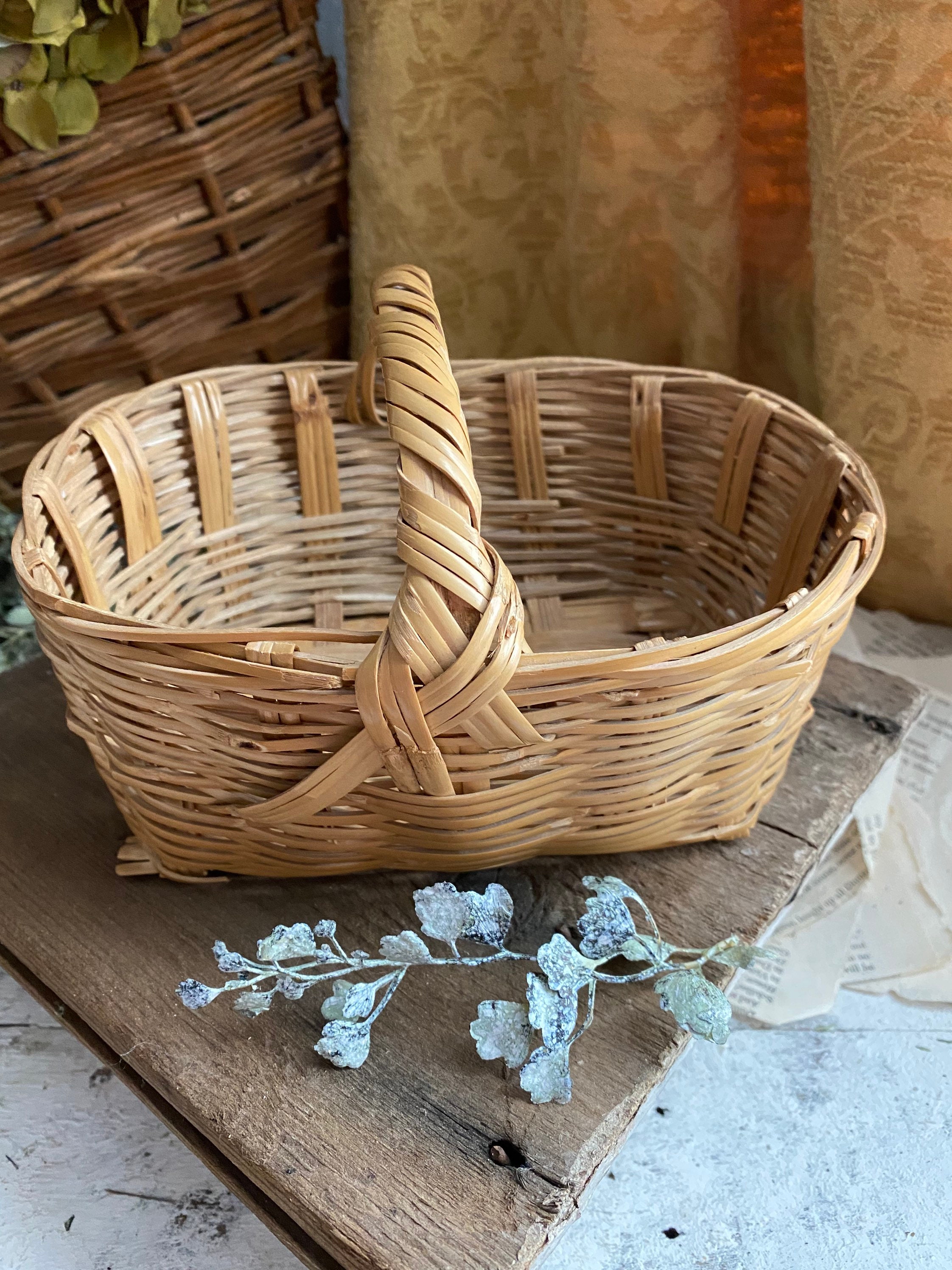 Small Adorable Vintage Woven Wood Basket Etsy