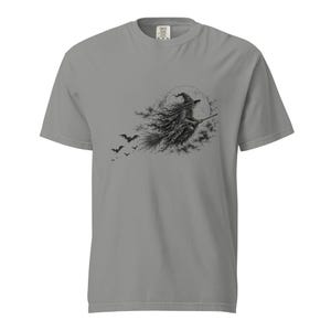 Unisex garment-dyed heavyweight t-shirt