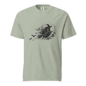 Unisex garment-dyed heavyweight t-shirt