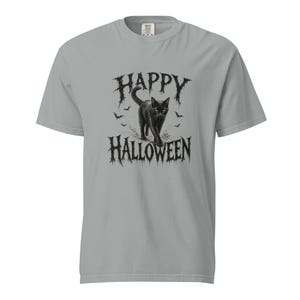 Unisex garment-dyed heavyweight t-shirt