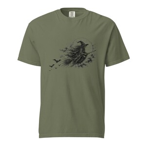Unisex garment-dyed heavyweight t-shirt