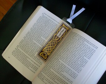 Red & Yellow Celtic "Slainte" Bookmark