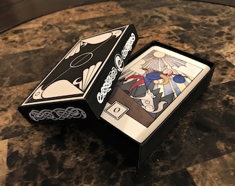 Talia Tarota Lazy Crow