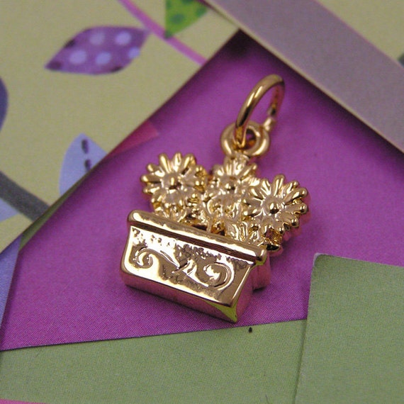 053 Gold Blumenkasten Charm - Etsy.de