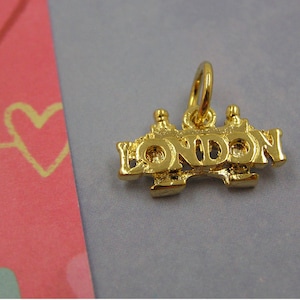 075 Gold London Bridge Charm