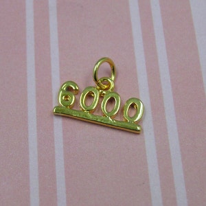 Charme de letra numérica em ouro T36 6000