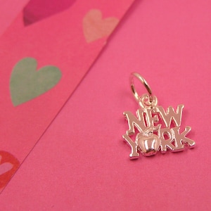 070 Silver Big Apple New York Charm