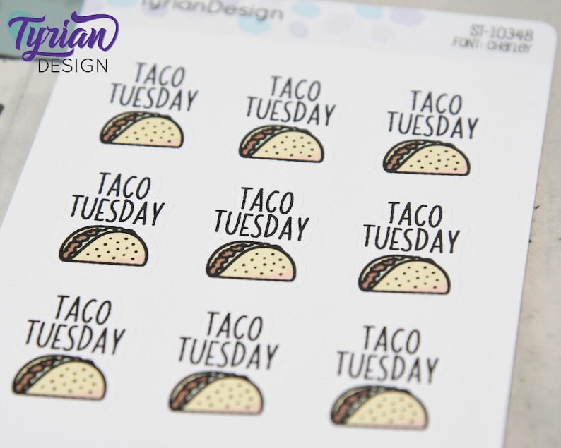 Peut inclure: Neuf autocollants blancs avec une illustration en noir et blanc d'un taco et le texte "Taco Tuesday".