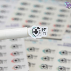 Medische verzekeringsstickers | Budgetstickers | 24 stickers per vel | .76 x .53" stickerformaat | 3,5 x 4,5" vel | Wit of helder mat