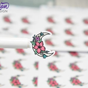 Frühlingsmond Aufkleber | Mond mit Blumen | 9 Sticker pro Bogen | 1 x 1" Aufkleber Größe | | 3,5 x 10 cm Bogen | Weiß oder Klar matt
