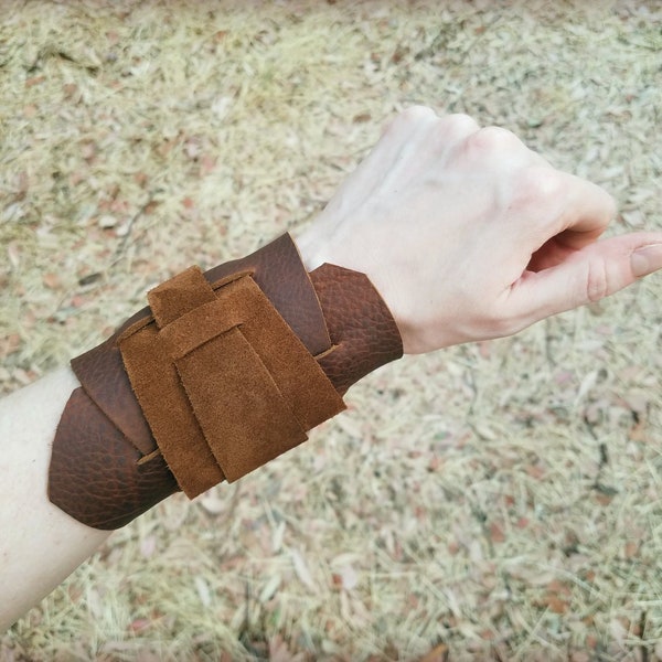 Rey Leather Cuff (Star Wars: The Force Awakens)