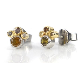 Diamants, diamants aux couleurs naturelles clou boucles d’oreilles en platine 950/000 et or jaune 750/000