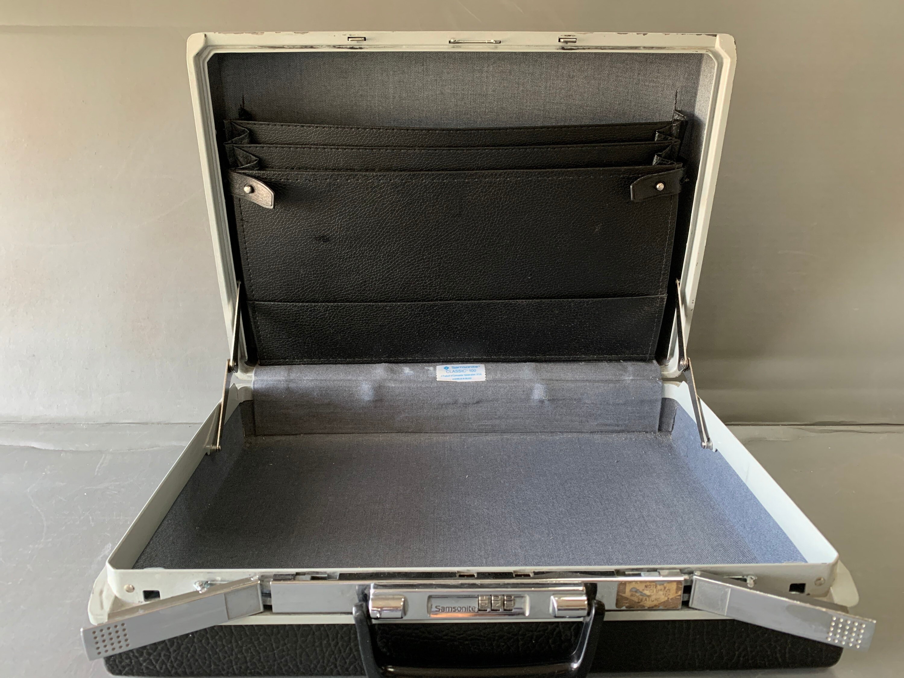 Samsonite Classic Briefcase Jet Black 