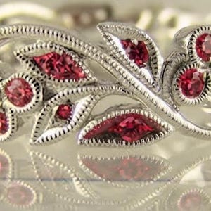 Anello nuziale con rubino, stile vintage Art Déco, con foglie, lavorazione milgrain, anello di fidanzamento impilabile in argento sterling, ispirato alla natura, gioiello per anniversario