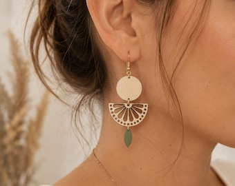 Geometric wooden earrings | Art Deco style | Handmade women's jewelry | Sage green | Engraved