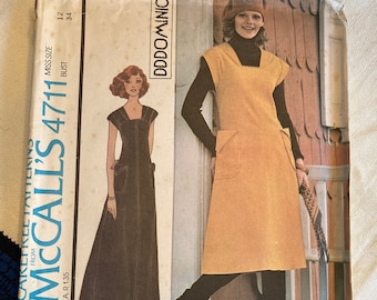 Vintage 1970's McCall's 4711 DDDOMINICK Sewing Pattern Size 12 Bust 34 FF