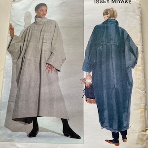 HAI ISSEY MIYAKE 90sミリタリー調 ハイネック パファ―ベスト HAI ISSEY MIYAKE 90sミリタリー調 ハイネック パファ―ベスト