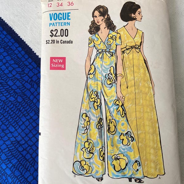 Vintage 1960s Vogue 7682 Sewing Pattern Size 12 Bust 34