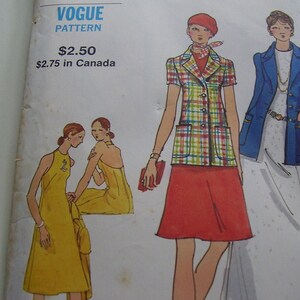 Vintage 1970er Jahre Vogue 8311 Halfter Kleid und Jacke, Größe 8, Oberweite 90 cm Bild 1