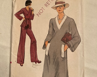 Vogue Patterns 1493 Misses' Tulip Banded-Sleeve Kimono Jacket