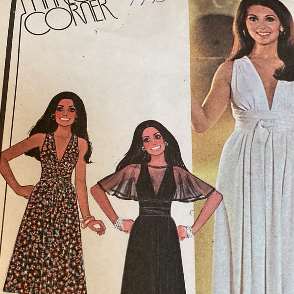 Vintage 1970s McCalls 4796 sewing pattern size 8  Bust 31.5 or size 10 Bust 32.5