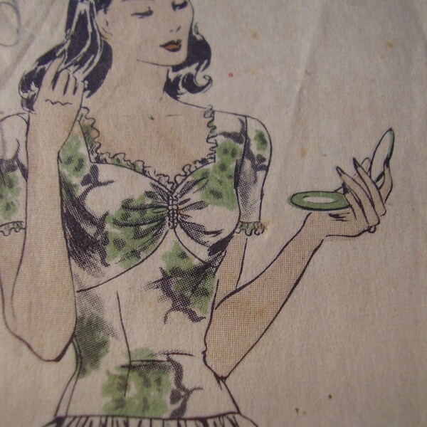 Vintage 1940's Vogue Evening Dress Sewing Pattern