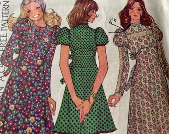 Vintage 1970's McCall's 3871 Sewing Pattern Size 11 Bust 33.5 or Size 12 Bust 34