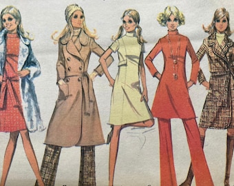 Vintage 1970's McCall's 2556 Sewing Pattern Size 12 Bust 34 FF