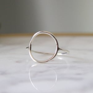 Full Circle Ring//Argentium Sterling Silver//Handcrafted//Made to order image 2