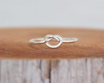 Knot Ring//Sterling Silver//Handcrafted and made to order