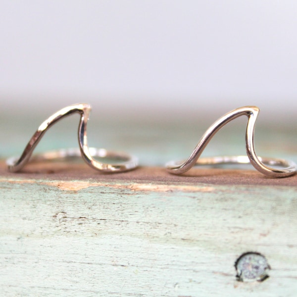 Shark Fin Ring//Sterling Silver//Handcrafted and made to order//Hammered or Smooth Options