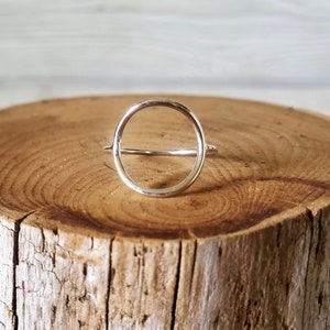 Full Circle Ring//Argentium Sterling Silver//Handcrafted//Made to order image 1